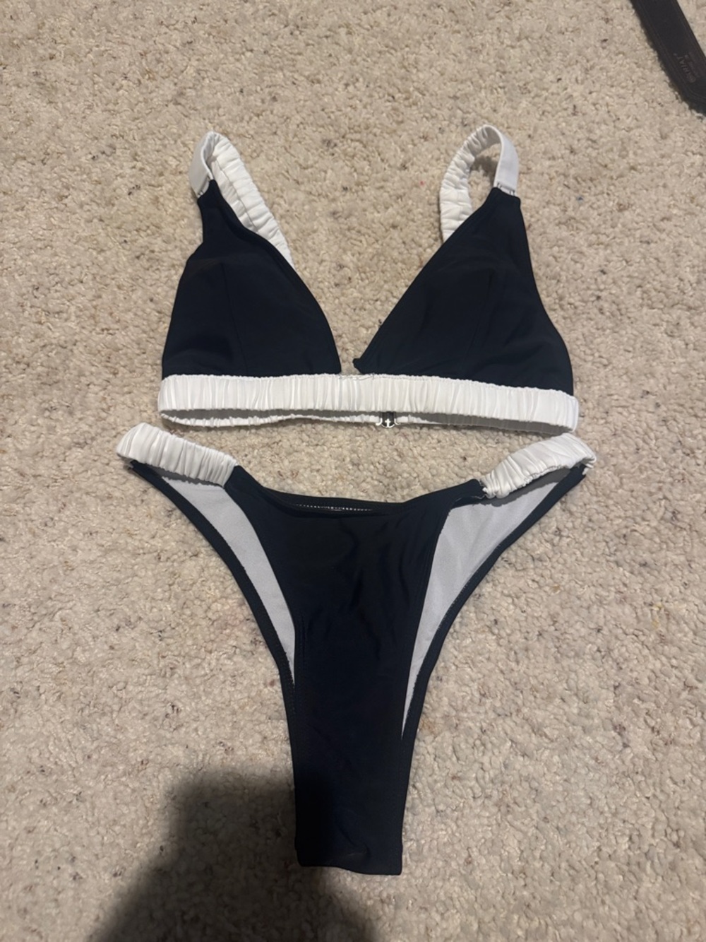 SHEIN Black & White Ruffle-Trim Triangle Bikini